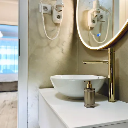 Onix Luxury Saraesa 306 Apartment *